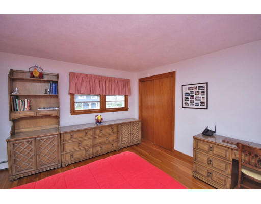 236 Worthen Road East Lexington, MA 02421 - Photo 14 of 21