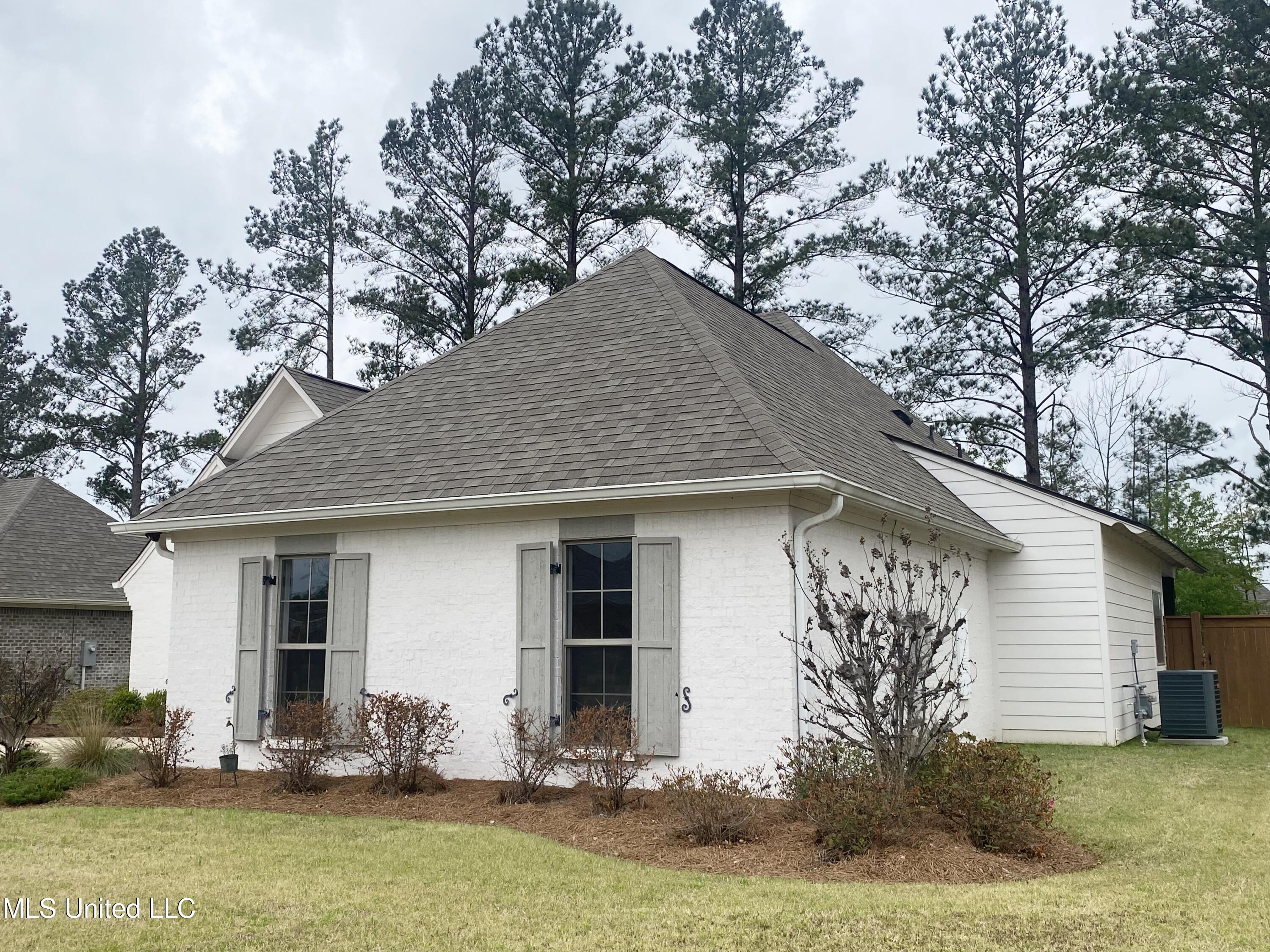 152 Hampton Ridge Madison, MS 39110 - Photo 6 of 61 6