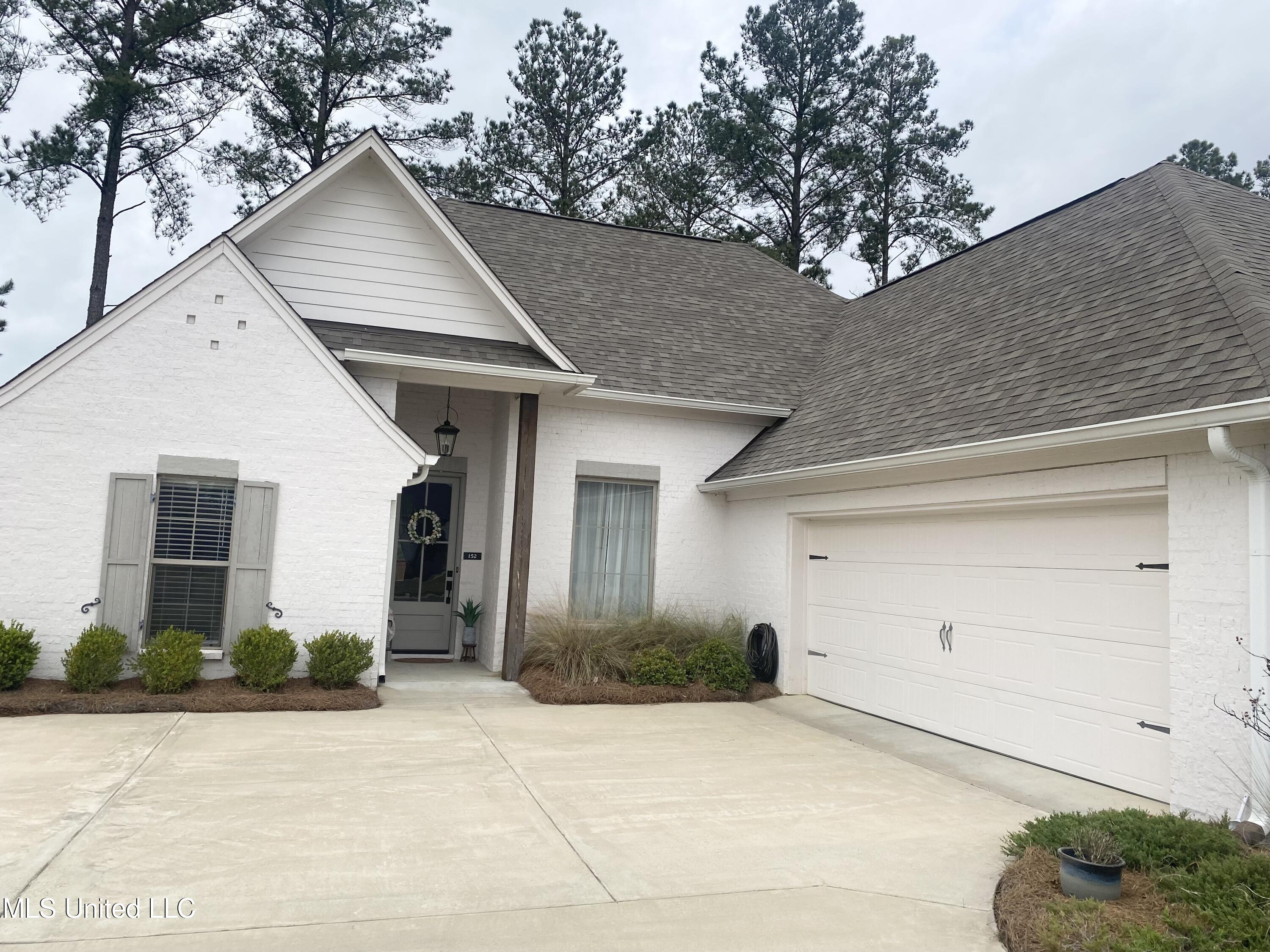 152 Hampton Ridge Madison, MS 39110 - Photo 8 of 61 8