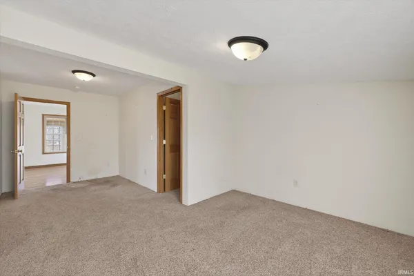 $375,000 | 8923 Sassafras Road, Bloomfield, IN 47424