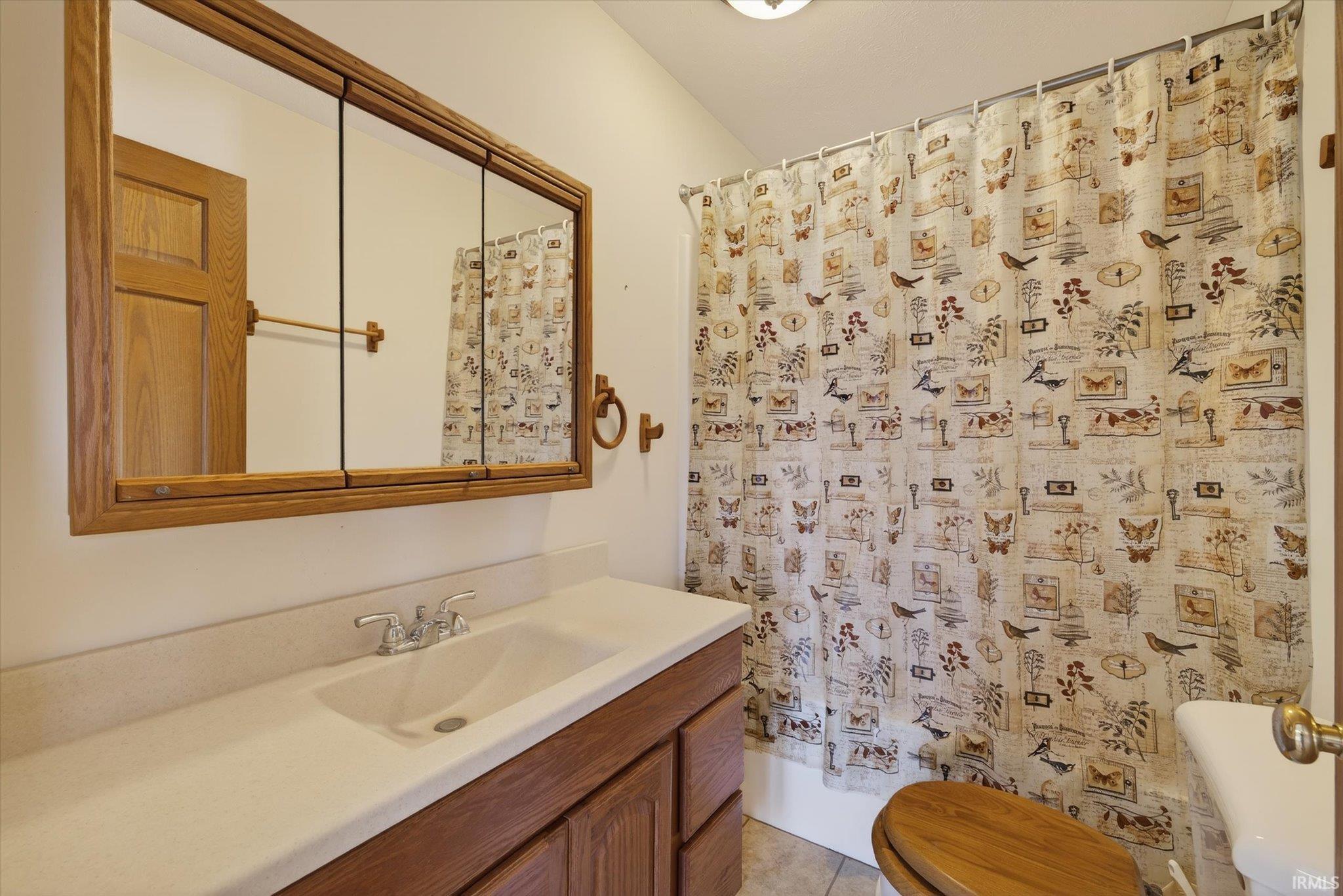 8923 Sassafras Road Bloomfield, IN 47424 - Photo 17 of 34