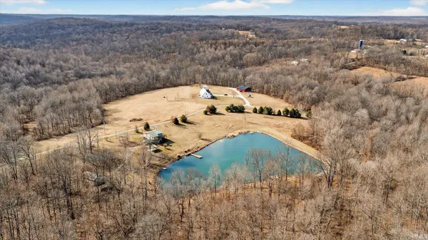 $375,000 | 8923 Sassafras Road, Bloomfield, IN 47424