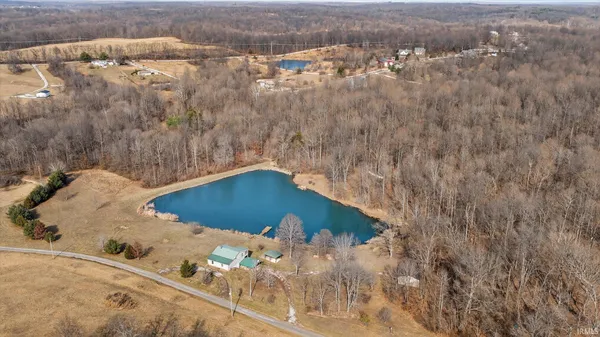 $375,000 | 8923 Sassafras Road, Bloomfield, IN 47424