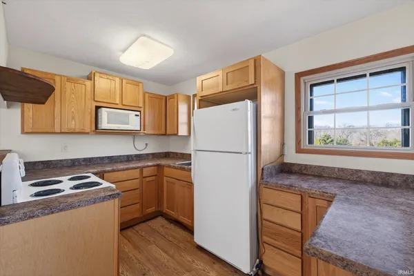 $375,000 | 8923 Sassafras Road, Bloomfield, IN 47424