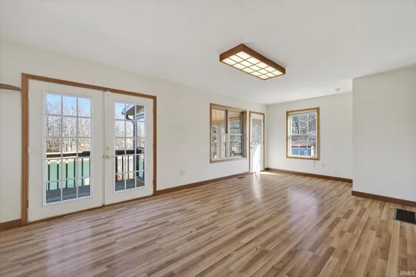 $375,000 | 8923 Sassafras Road, Bloomfield, IN 47424