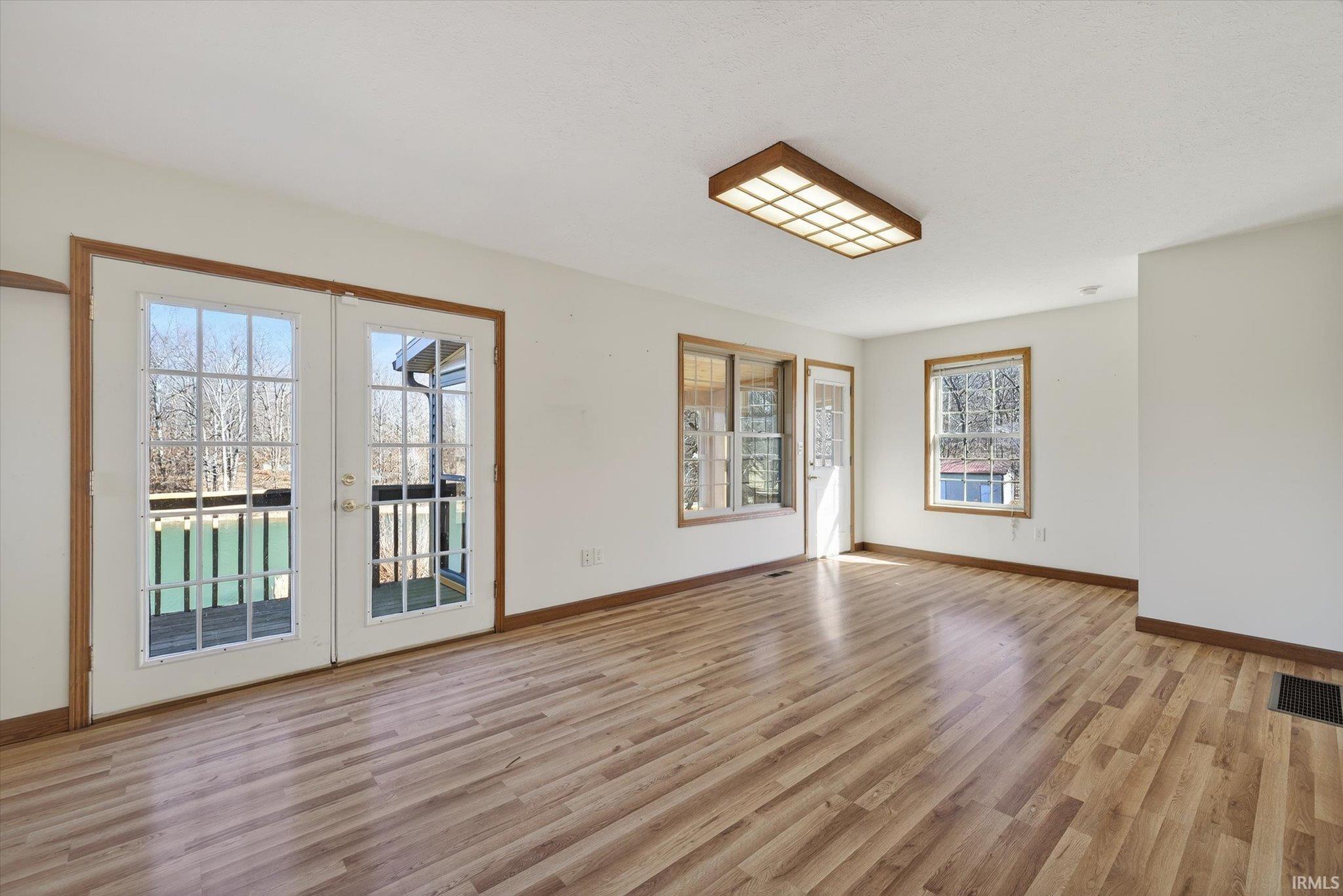 8923 Sassafras Road Bloomfield, IN 47424 - Photo 10 of 34