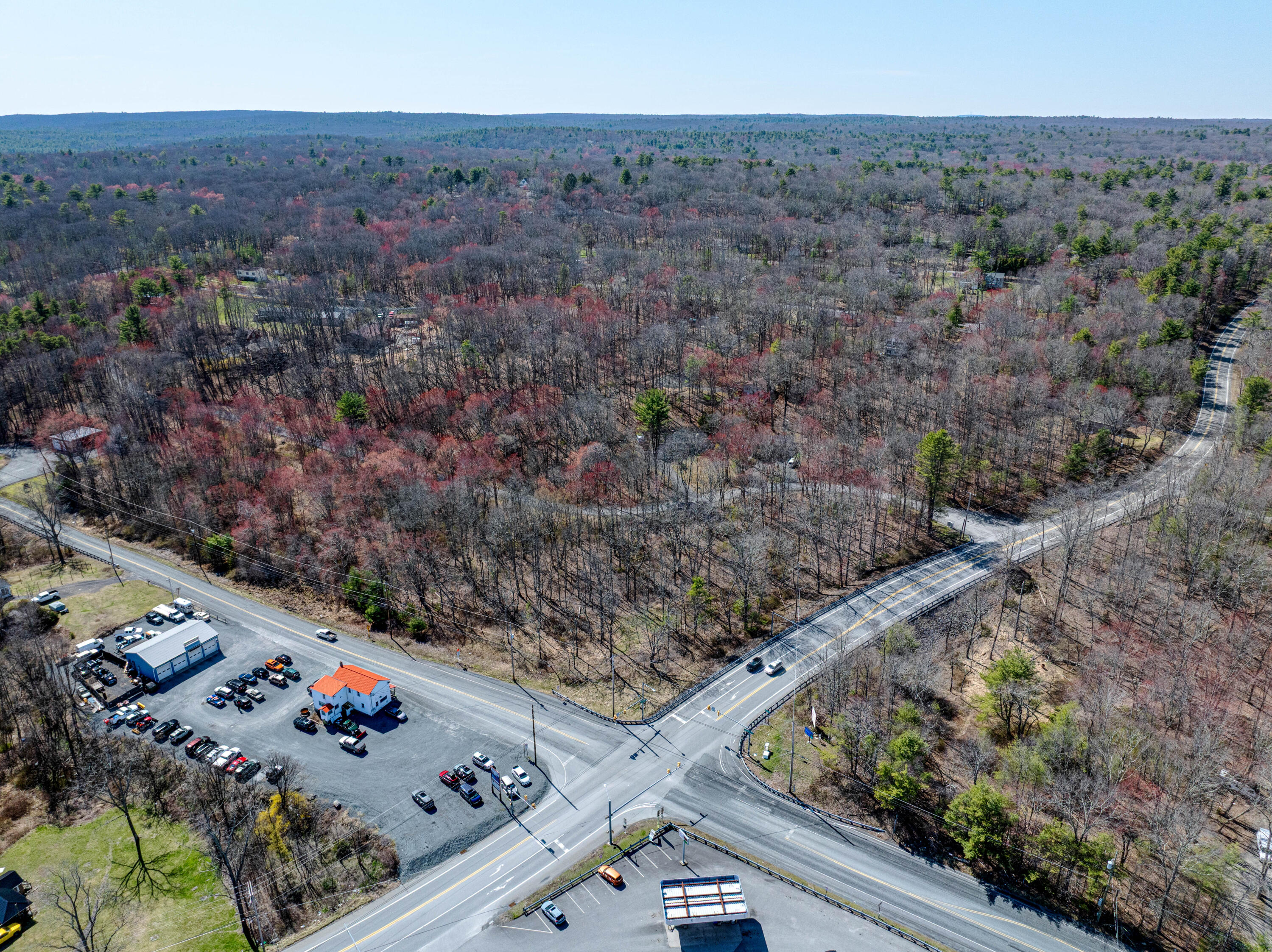 Lot 85-86 Lot Dingmans Ferry, PA 18328 - Photo 4 of 10 an aerial view of a house