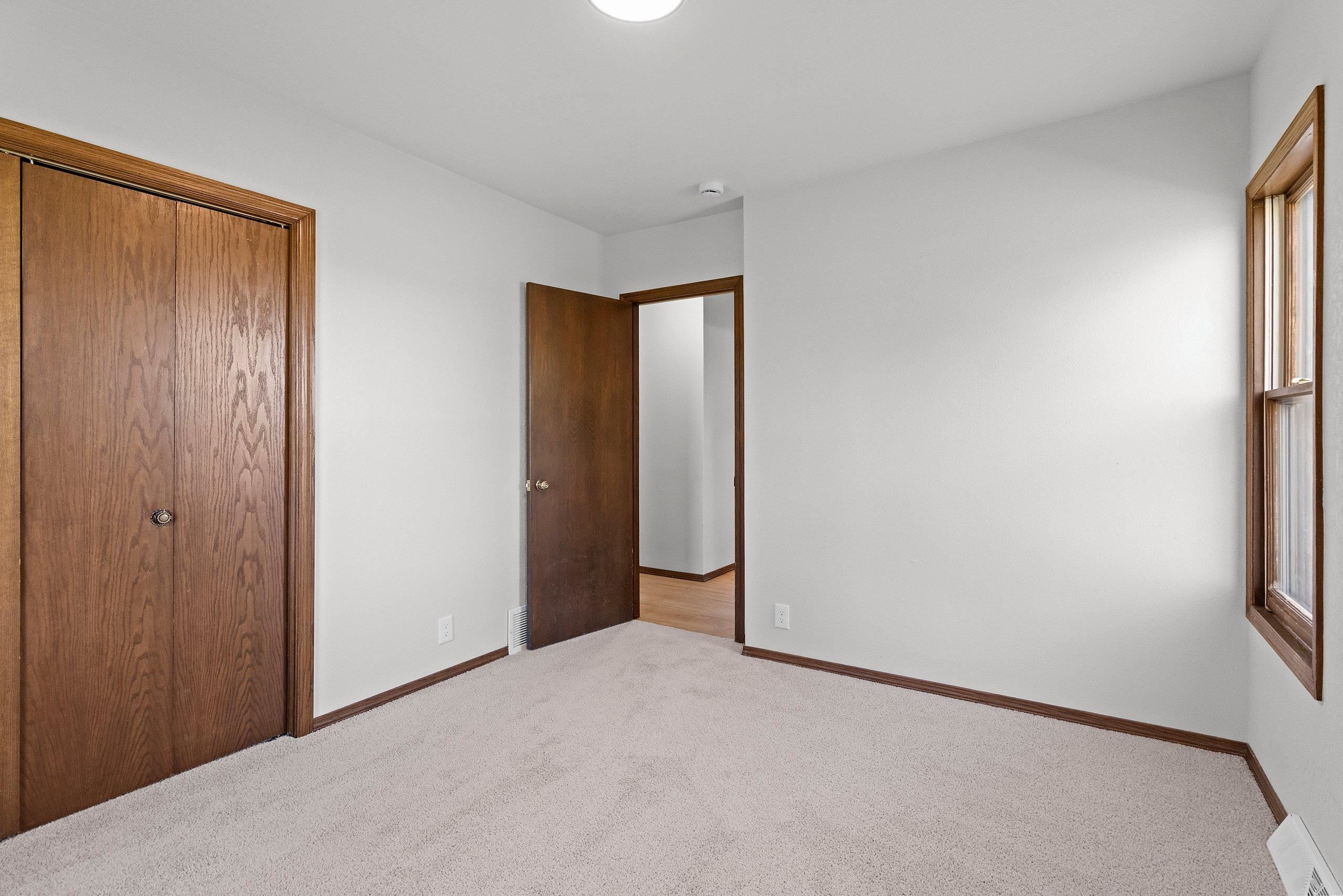 2110 North 8th Street Manitowoc, WI 54220 - Photo 34 of 54