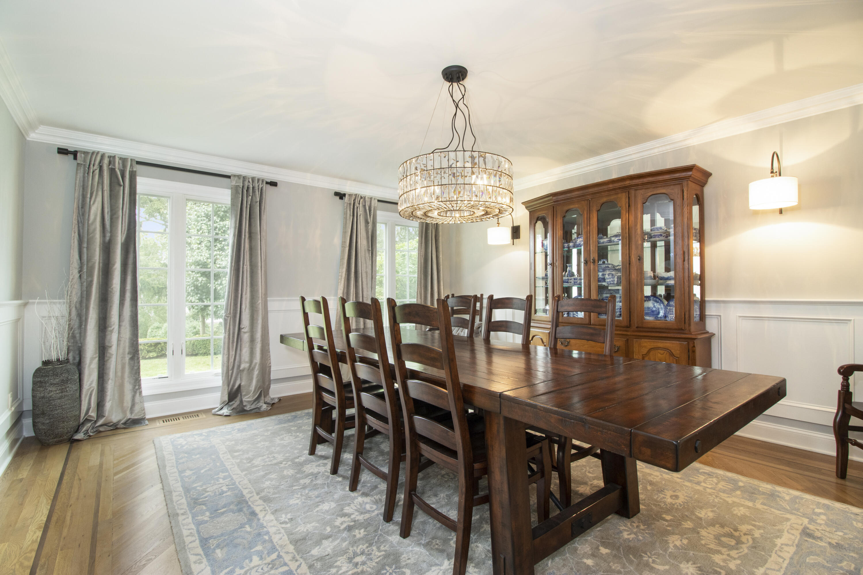 40 Pear Tree Point Road Darien, CT 06820 - Photo 12 of 50 a dining room with furniture and window