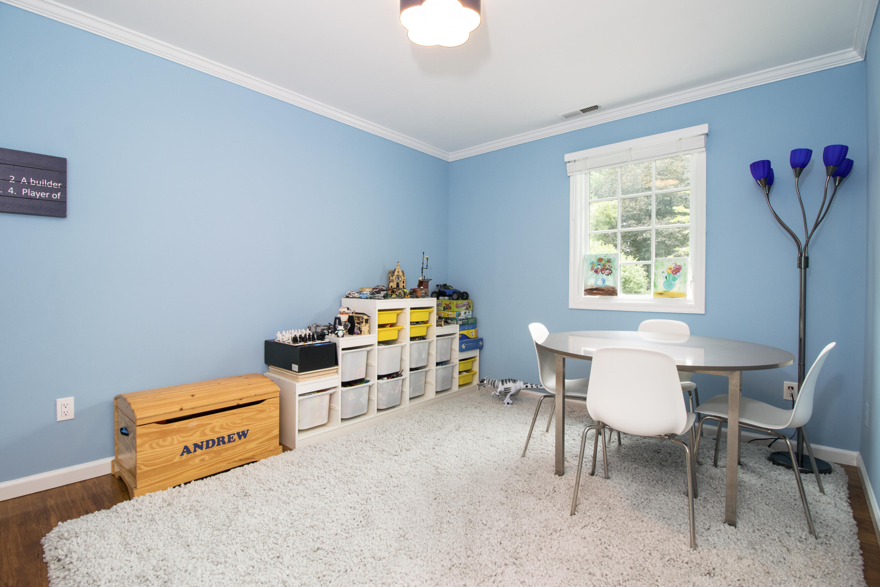 40 Pear Tree Point Road Darien, CT 06820 - Photo 40 of 50 a room with furniture and a window