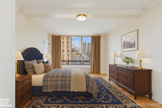 $1,950,000 | 860 United Nations Plaza, Unit 15E | Midtown East
