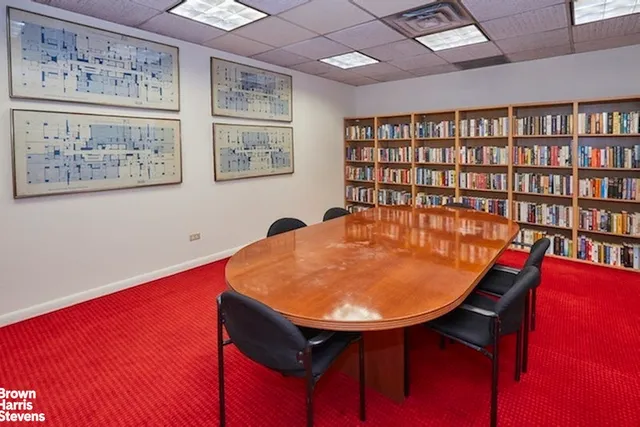 $1,950,000 | 860 United Nations Plaza, Unit 15E | Midtown East