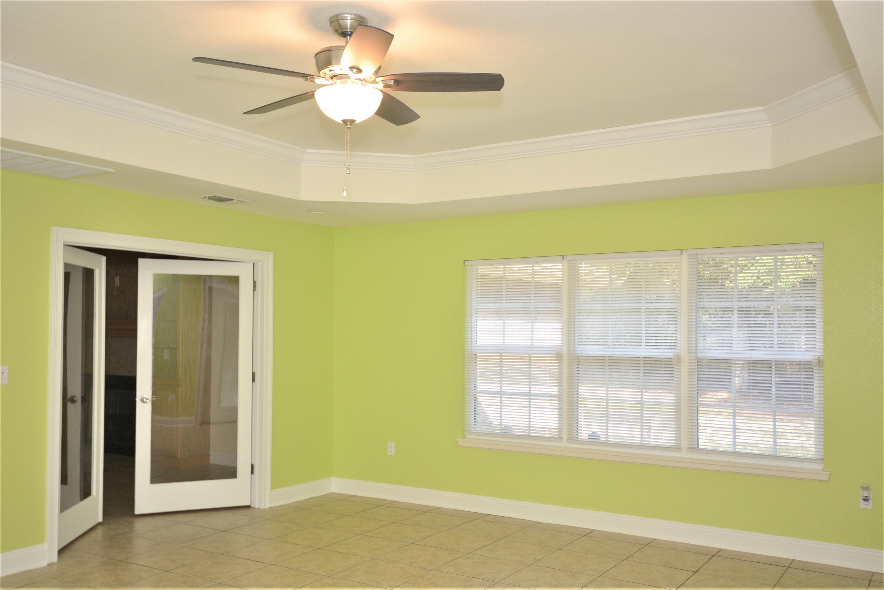 3938 Bear Head Road Crestview, FL 32539 - Photo 13 of 23 Florida room