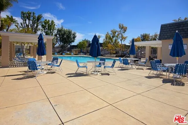 $3,750 | 19142 Haynes Street, Unit 3, Reseda, CA 91335