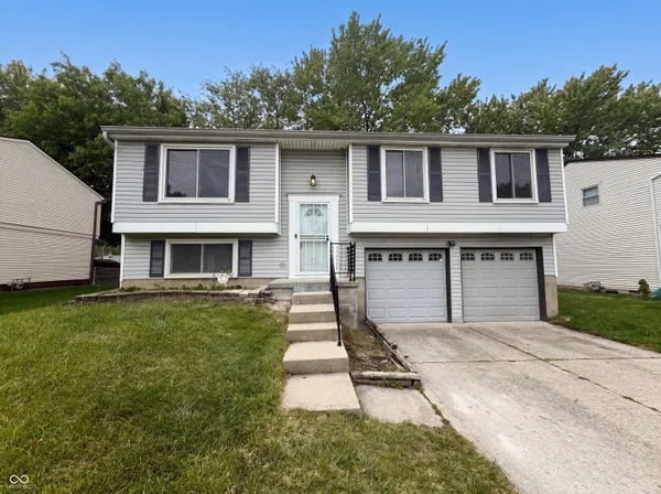 $245,000 | 918 Bremerton Drive, Indianapolis, IN 46229