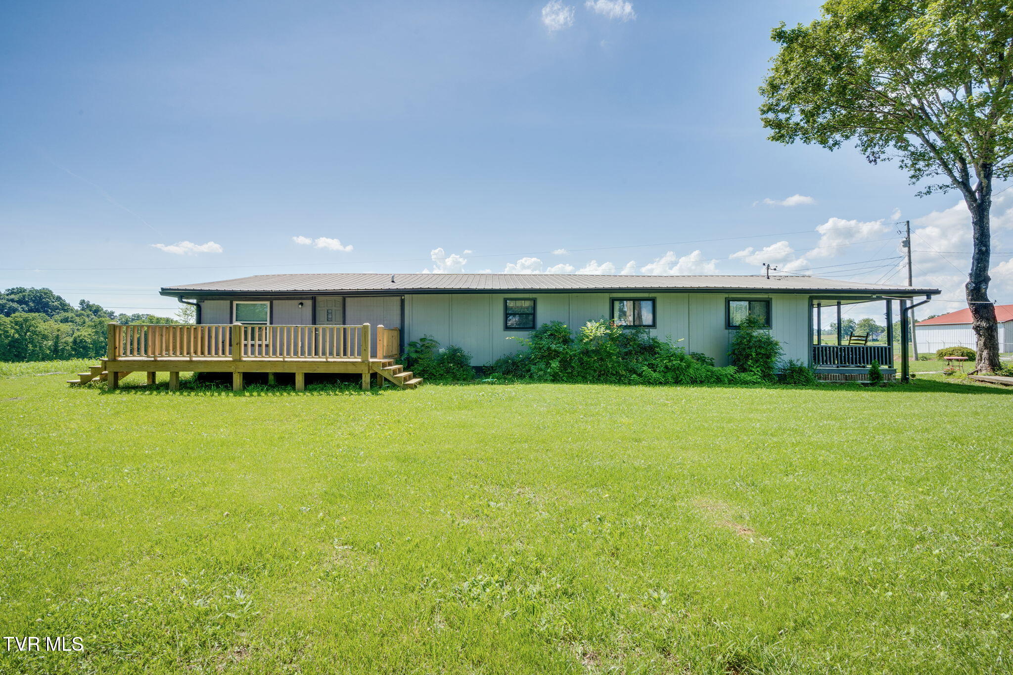100 Democrat Road Mohawk, TN 37810 - Photo 11 of 35 032
