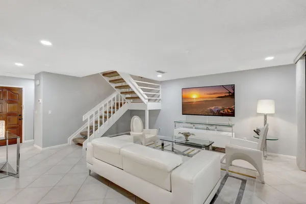 $3,400 | 807 Windermere Way, Palm Beach Gardens, FL 33418