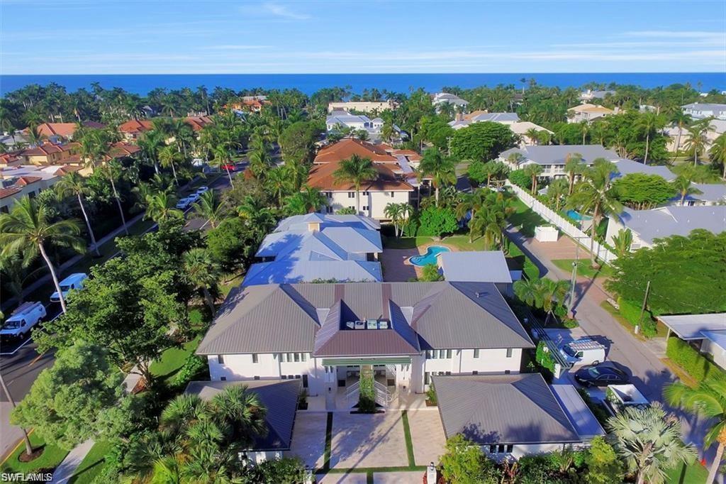 285 5th Avenue South, Unit 2B Naples, FL 34102 - Photo 1 of 31