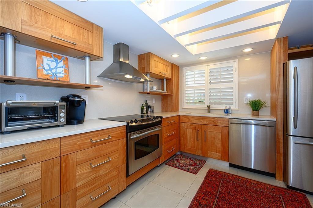 285 5th Avenue South, Unit 2B Naples, FL 34102 - Photo 8 of 31