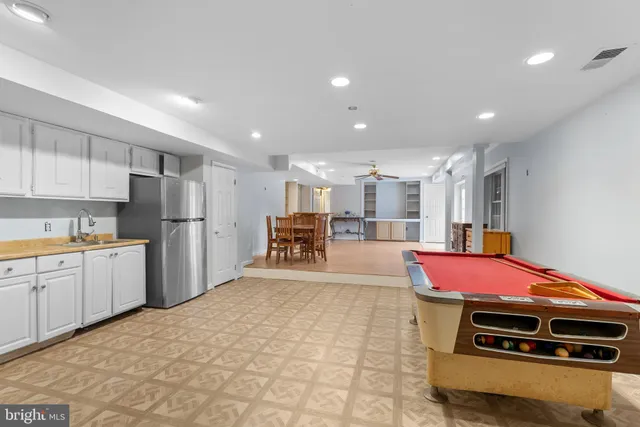 $1,250,000 | 19105 Peach Blossom Court, Gaithersburg, MD 20879