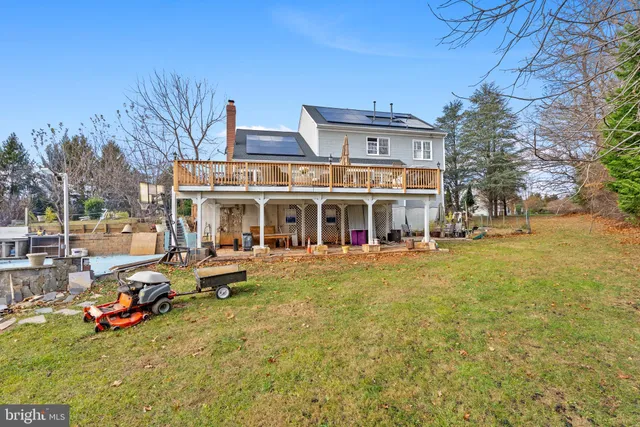 $1,250,000 | 19105 Peach Blossom Court, Gaithersburg, MD 20879