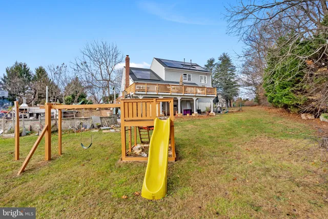 $1,250,000 | 19105 Peach Blossom Court, Gaithersburg, MD 20879