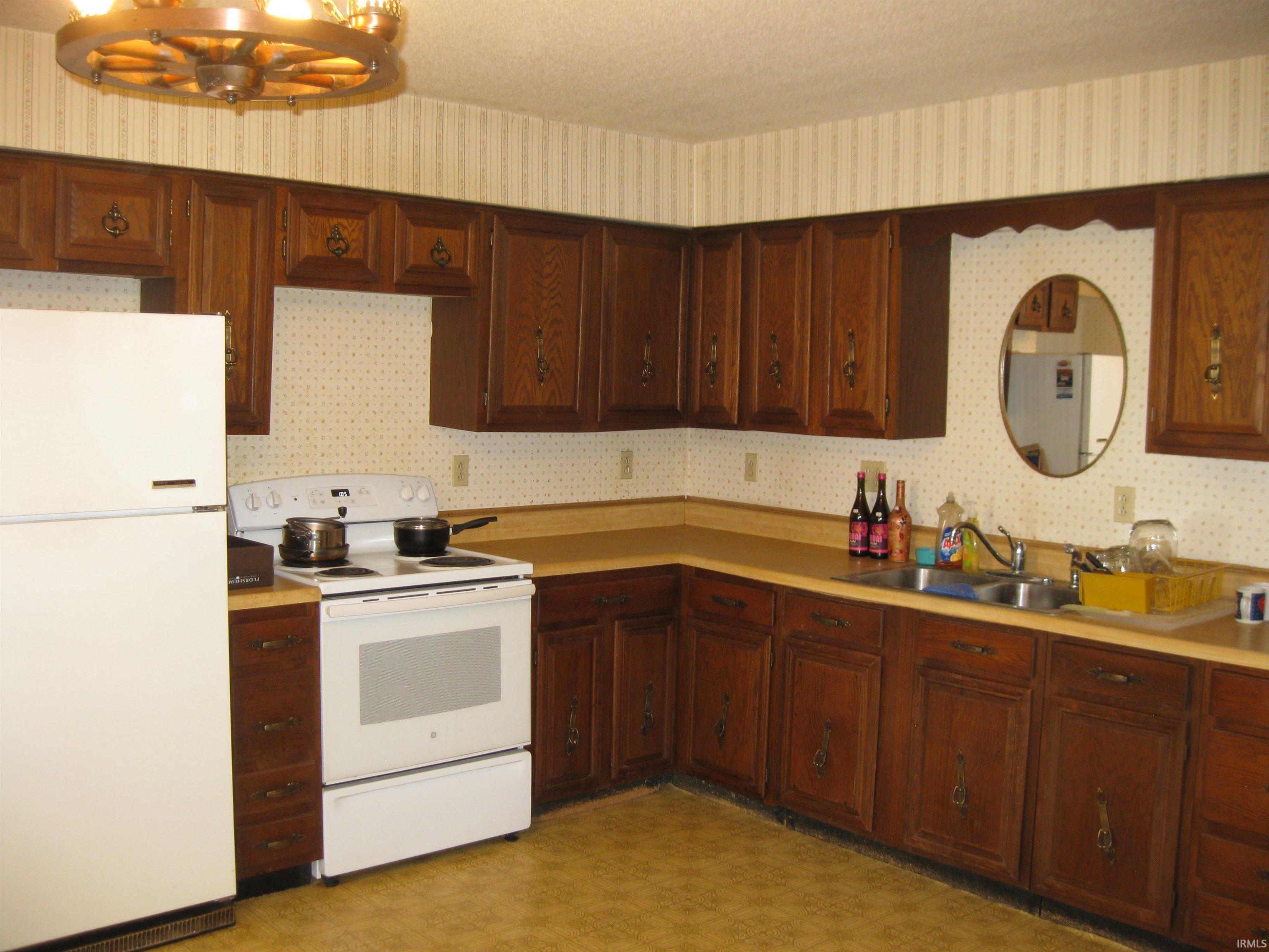 1310 Adams Street Decatur, IN 46733 - Photo 11 of 25 Gallery Image 11