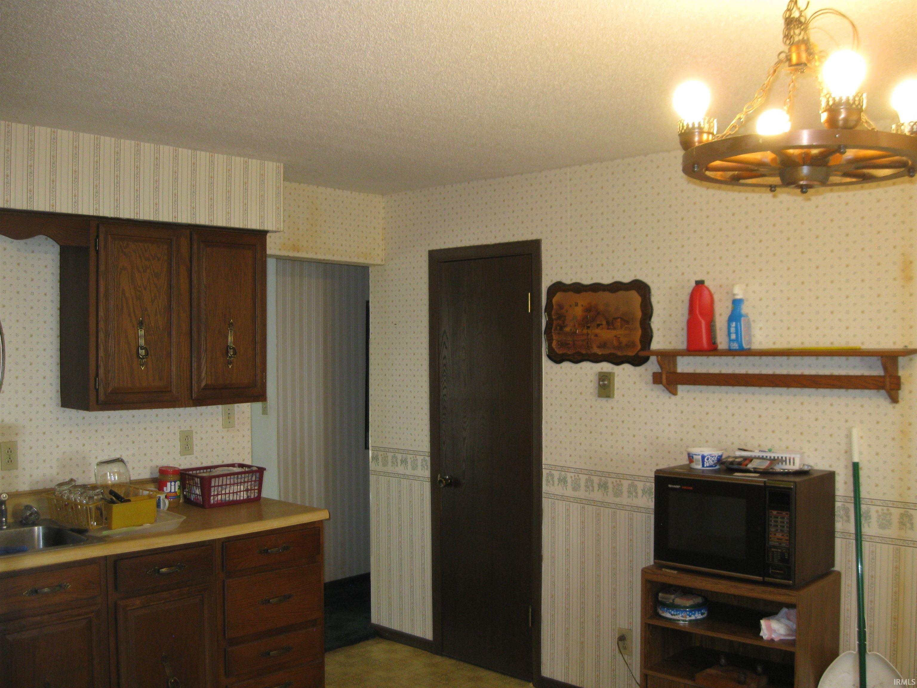 1310 Adams Street Decatur, IN 46733 - Photo 13 of 25 Gallery Image 13