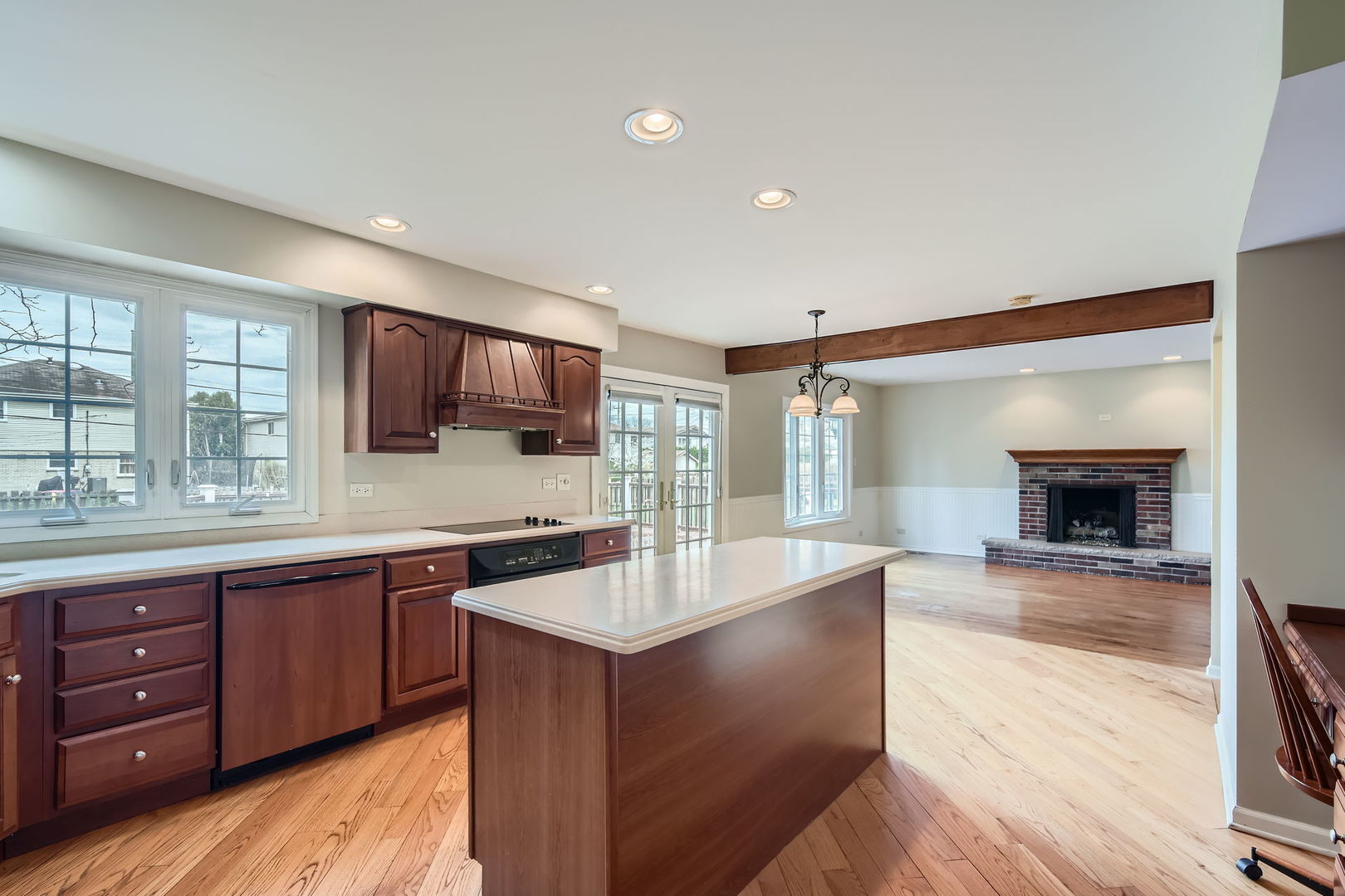 1908 Seneca Lane Mount Prospect, IL 60056 - Photo 14 of 38 Gallery Image 14