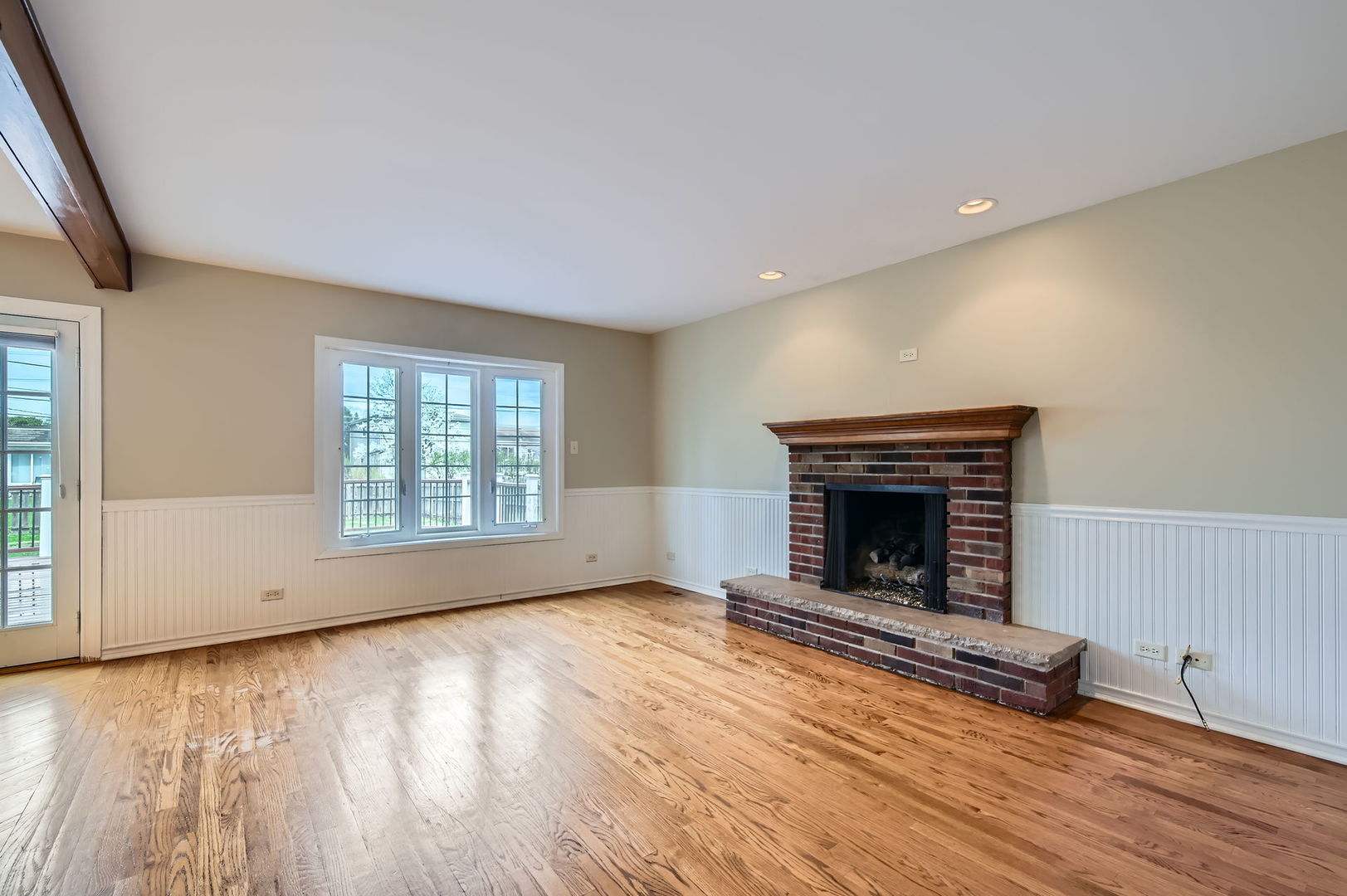 1908 Seneca Lane Mount Prospect, IL 60056 - Photo 15 of 38 Gallery Image 15