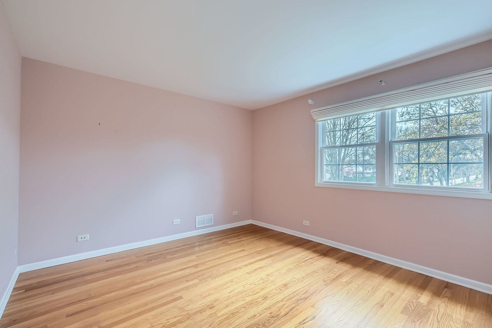1908 Seneca Lane Mount Prospect, IL 60056 - Photo 23 of 38 Gallery Image 23
