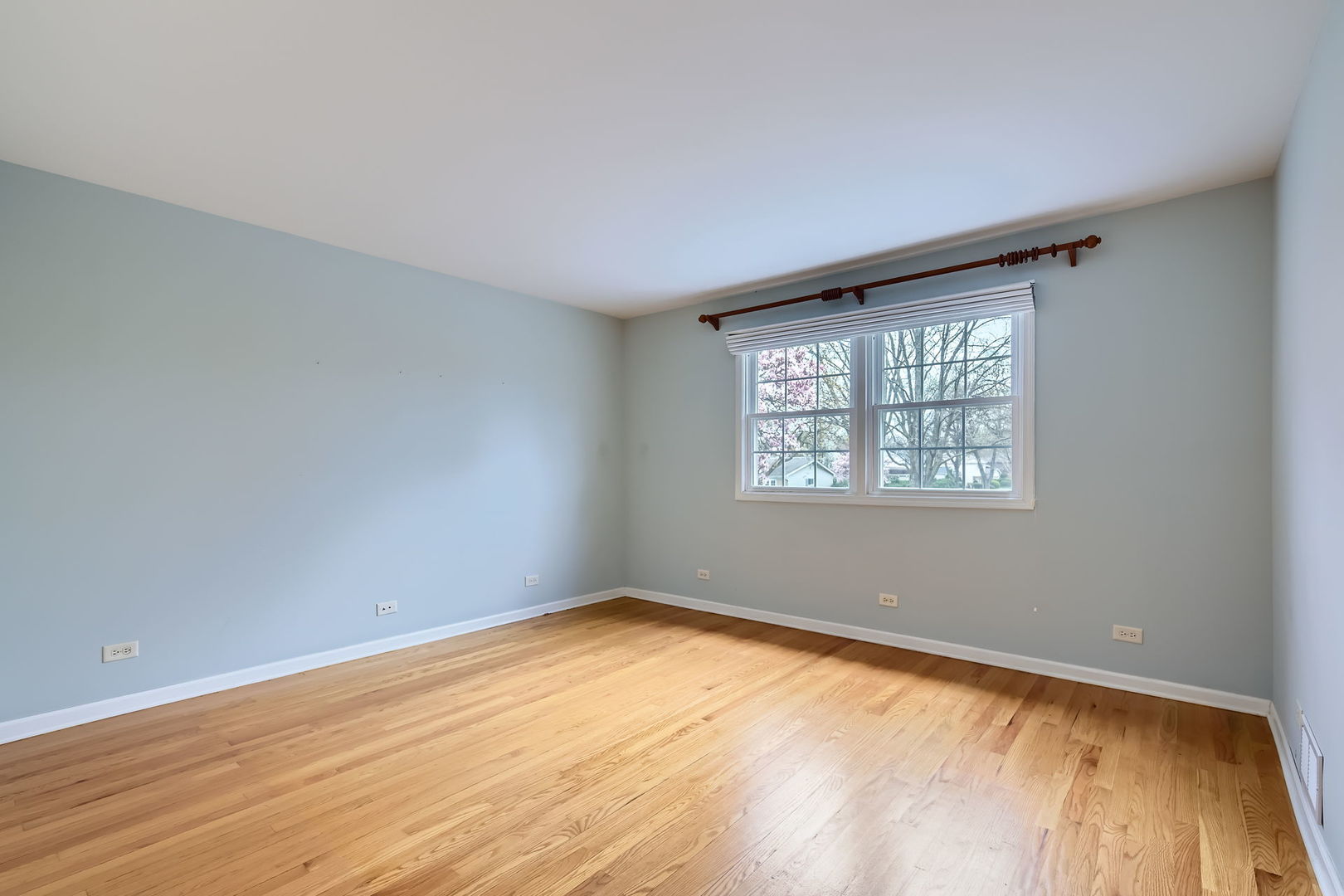 1908 Seneca Lane Mount Prospect, IL 60056 - Photo 25 of 38 Gallery Image 25
