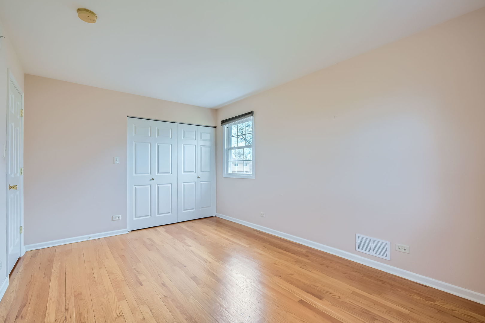 1908 Seneca Lane Mount Prospect, IL 60056 - Photo 28 of 38 Gallery Image 28