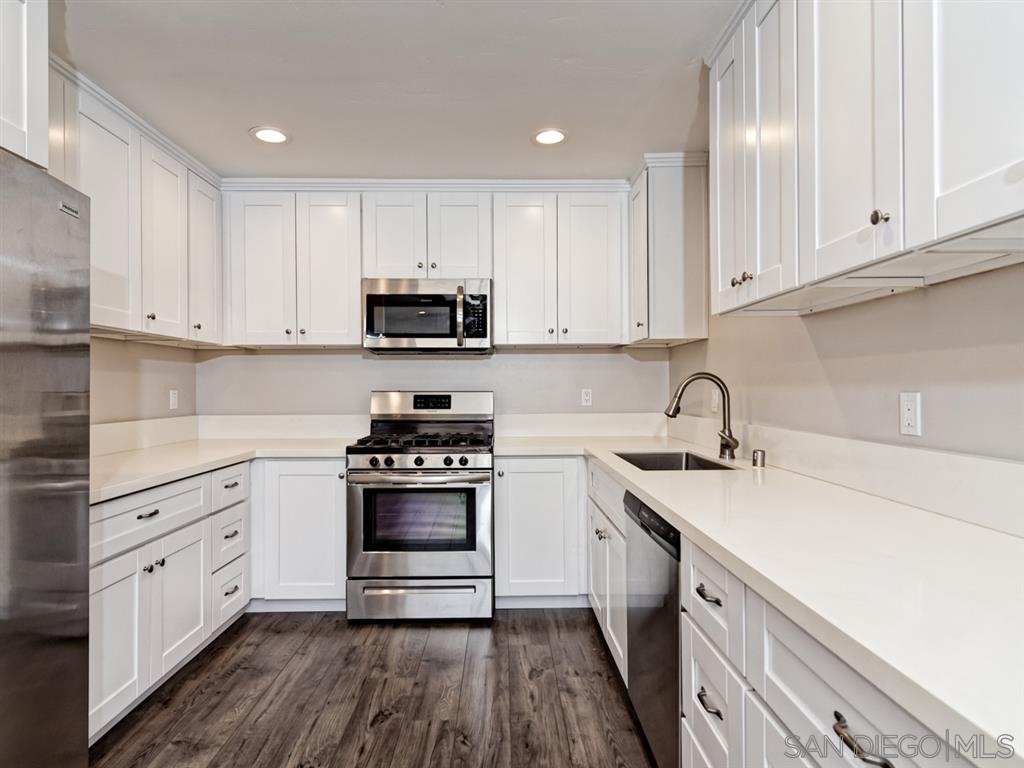 10794 Jeanne Terrace, Unit F Santee, CA 92071 - Photo 6 of 20