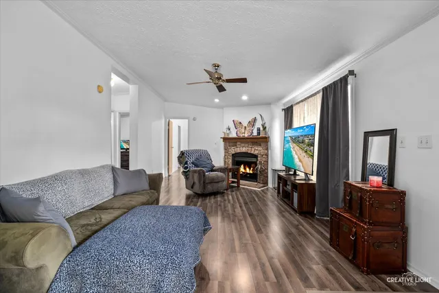 $95,000 | 641 Bluebird Circle, Sandwich, IL 60548