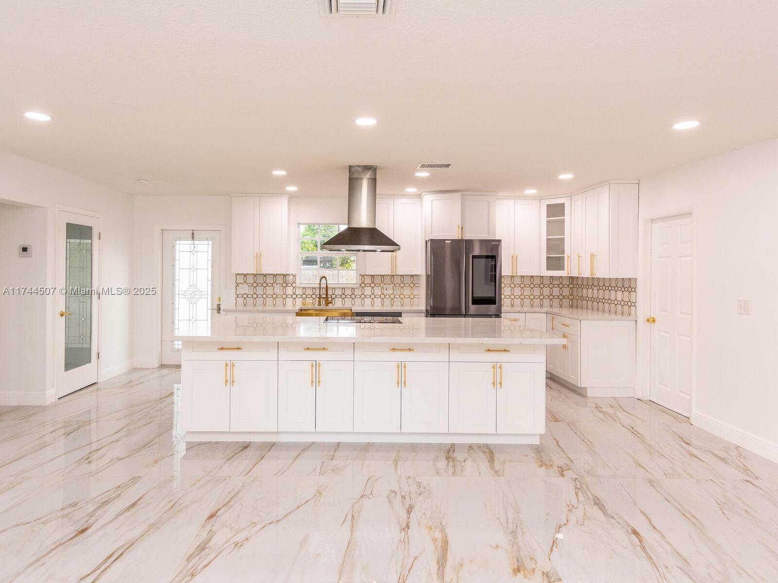611 Southwest 64th Way Pembroke Pines, FL 33023 - Photo 1 of 29