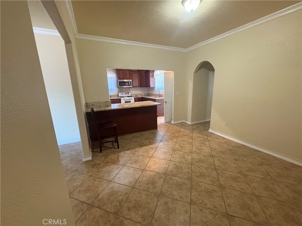 3395 Franklin Avenue Riverside, CA 92507 - Photo 8 of 55