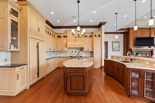 $2,450,000 | 23 Enclave Court, South Barrington, IL 60010
