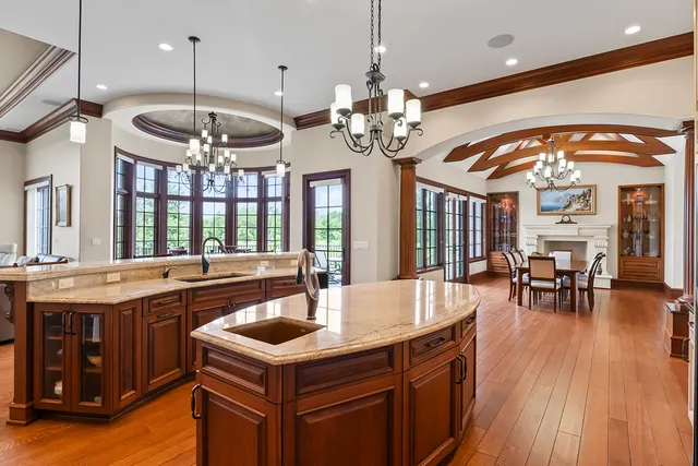 $2,450,000 | 23 Enclave Court, South Barrington, IL 60010