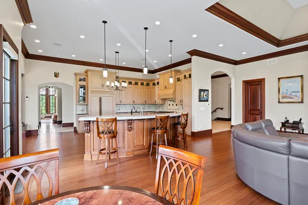 $2,450,000 | 23 Enclave Court, South Barrington, IL 60010