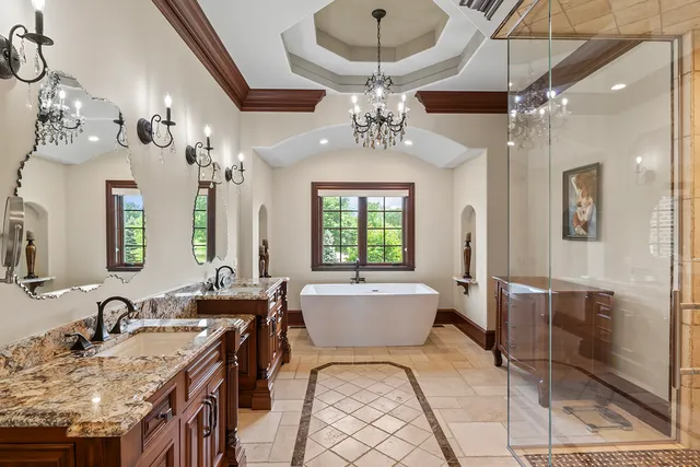 $2,450,000 | 23 Enclave Court, South Barrington, IL 60010