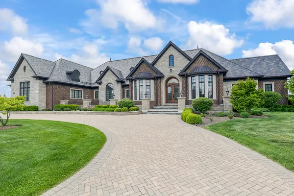 $2,450,000 | 23 Enclave Court, South Barrington, IL 60010