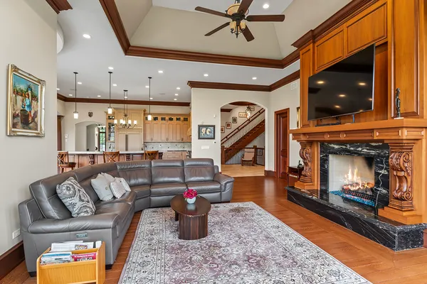 $2,450,000 | 23 Enclave Court, South Barrington, IL 60010