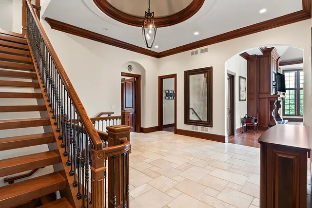 $2,450,000 | 23 Enclave Court, South Barrington, IL 60010