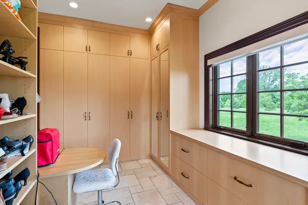 $2,450,000 | 23 Enclave Court, South Barrington, IL 60010