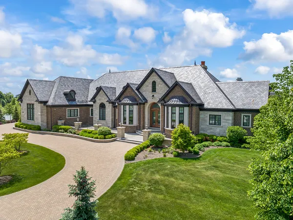 $2,450,000 | 23 Enclave Court, South Barrington, IL 60010