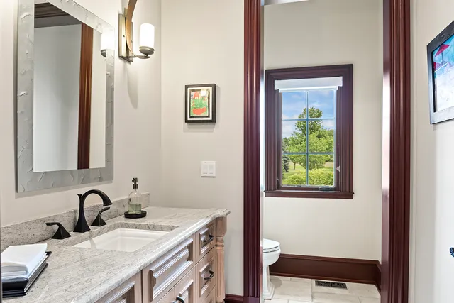 $2,450,000 | 23 Enclave Court, South Barrington, IL 60010