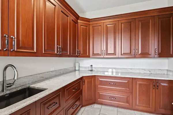 $2,450,000 | 23 Enclave Court, South Barrington, IL 60010