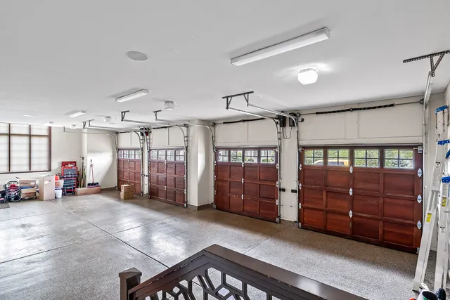 $2,450,000 | 23 Enclave Court, South Barrington, IL 60010