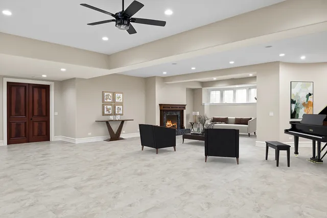 $2,450,000 | 23 Enclave Court, South Barrington, IL 60010